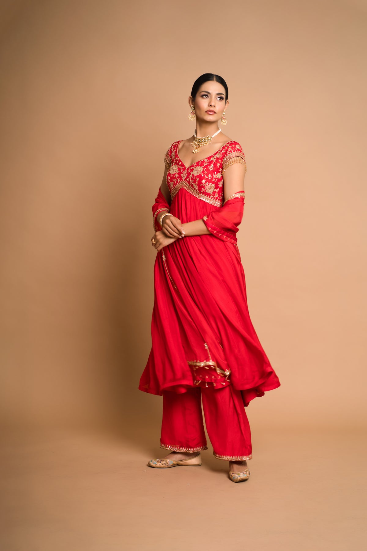 khwabee- red anarkali suit set