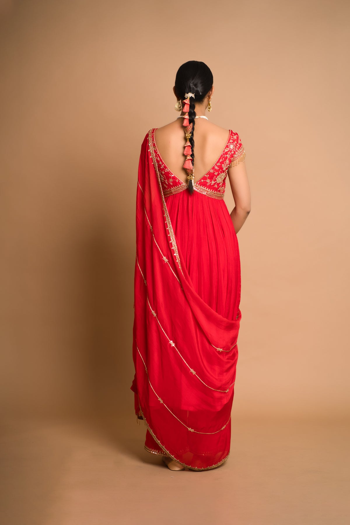khwabee- red anarkali suit set