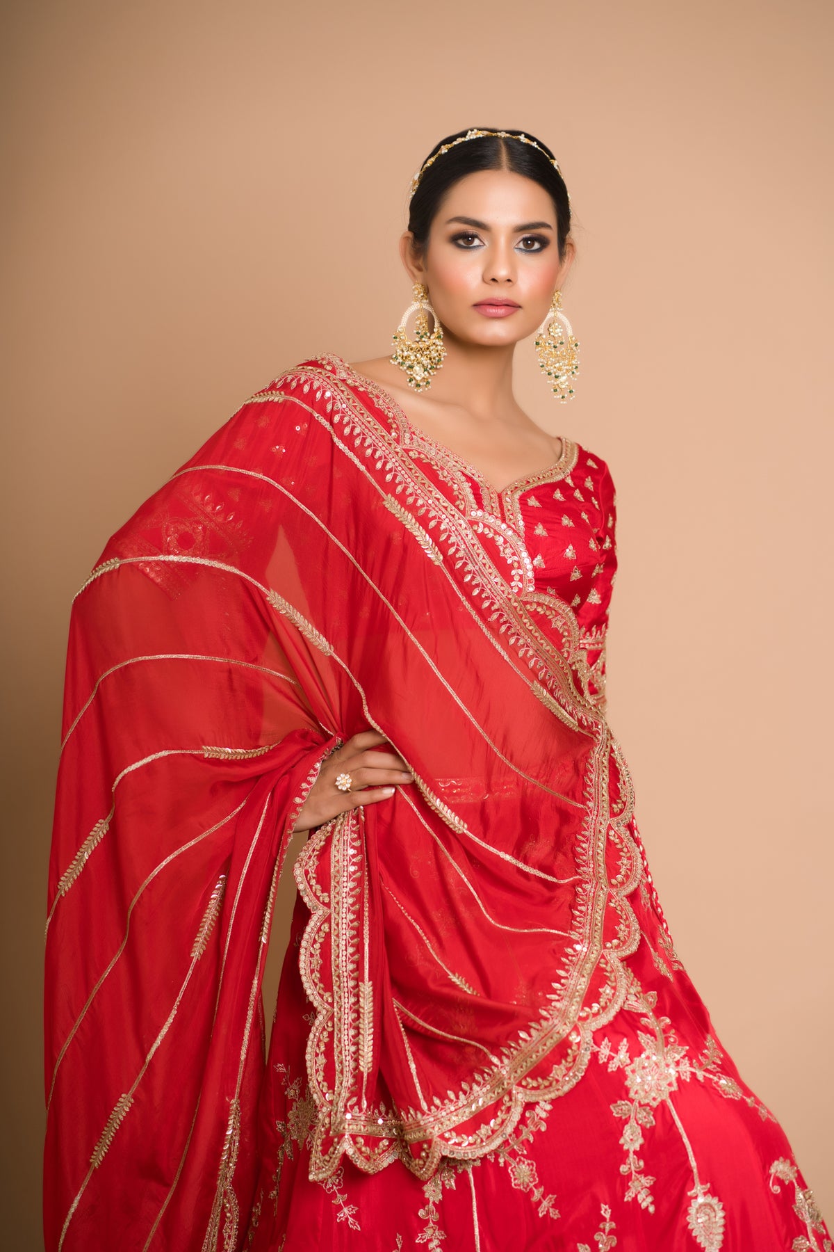 khwabee- red lehnga set