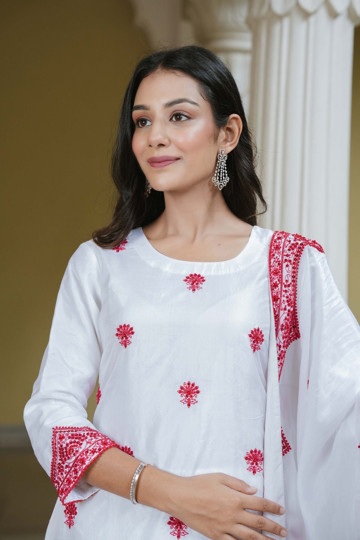Bano Straight suit